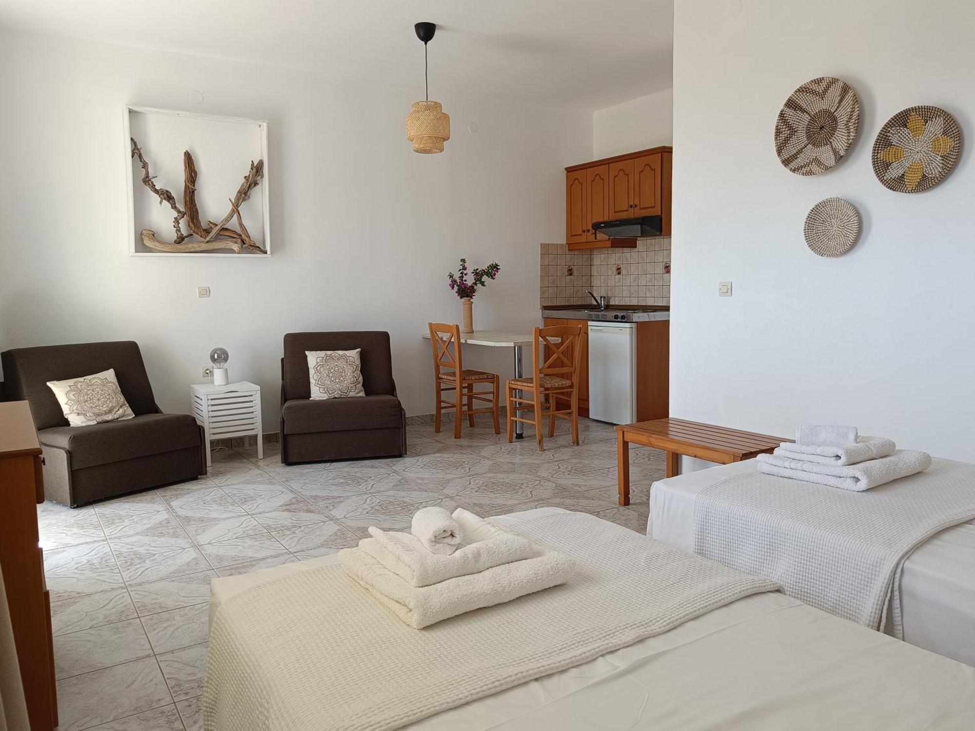 Studios Fokia Beach Amoopi Exterior photo