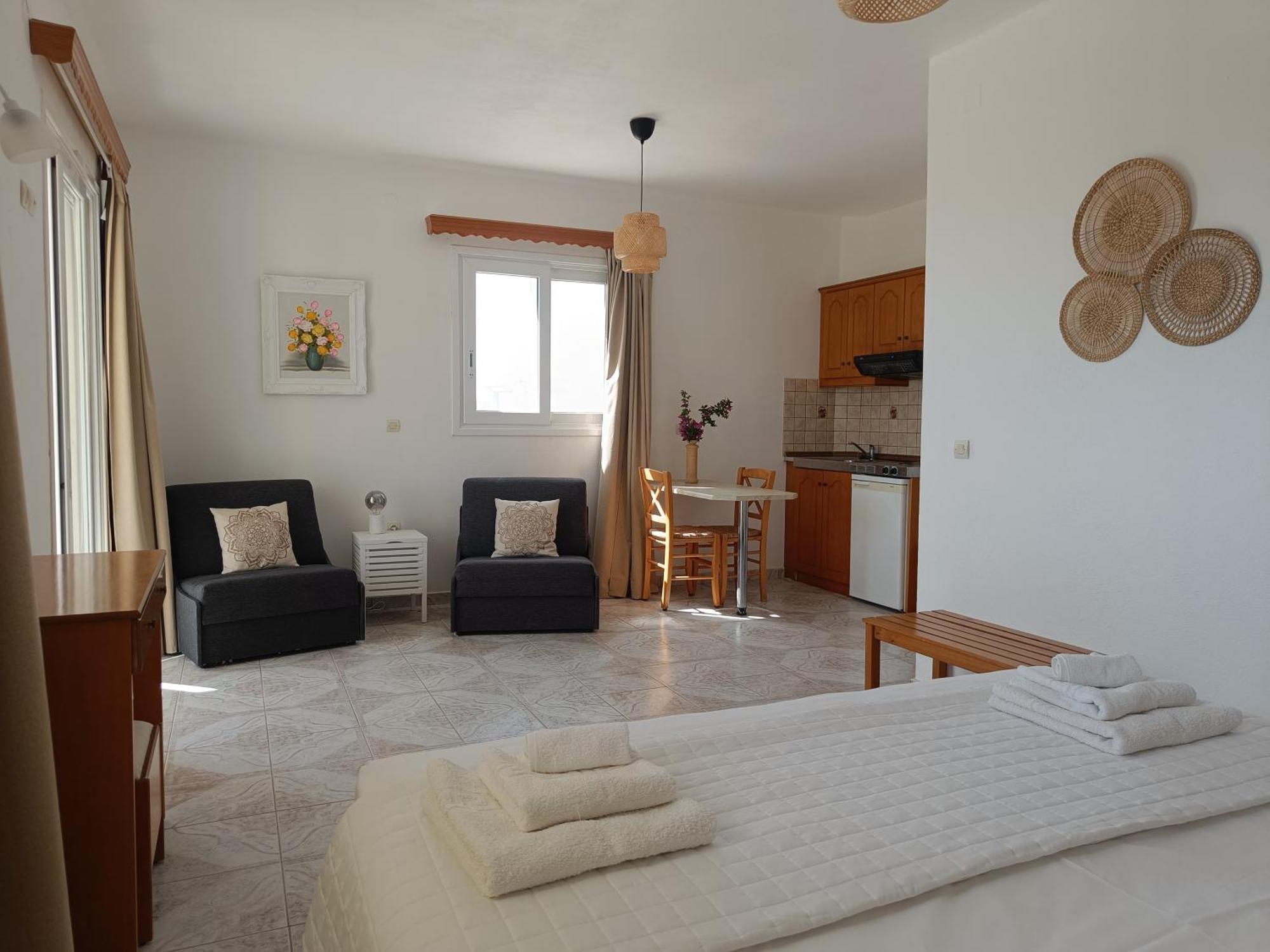 Studios Fokia Beach Amoopi Exterior photo