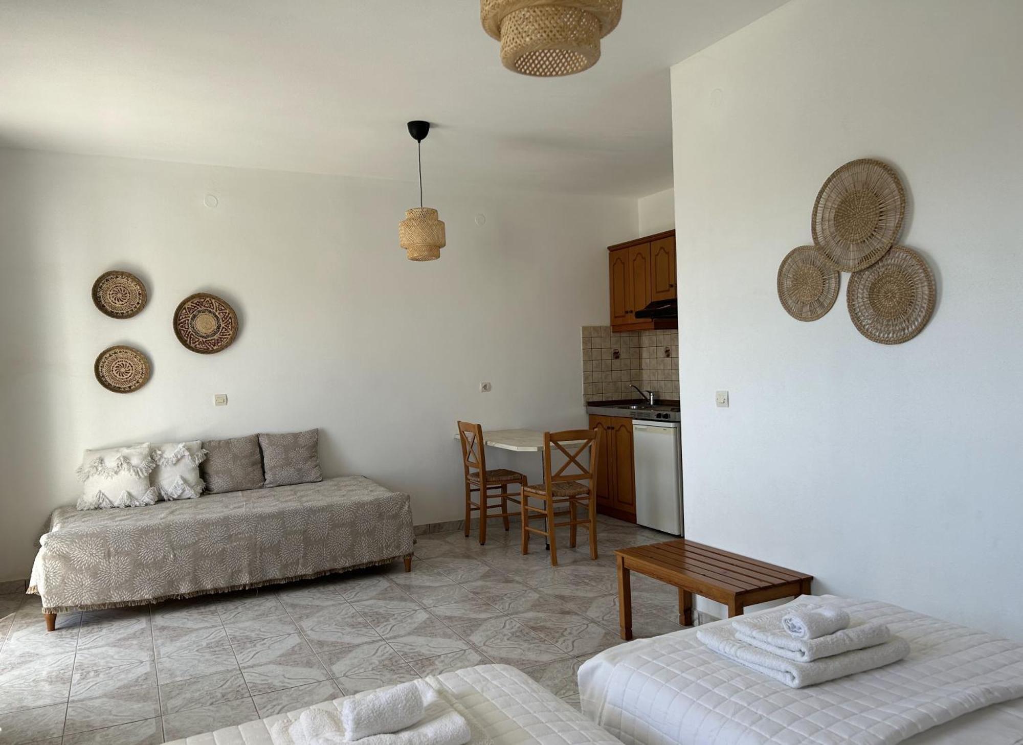 Studios Fokia Beach Amoopi Exterior photo